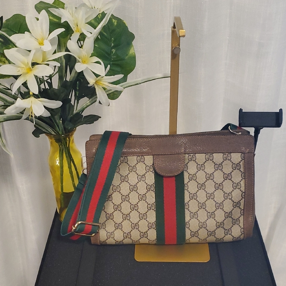 G30-Gucci Sherry Line Clutch – Classic GG Monogram